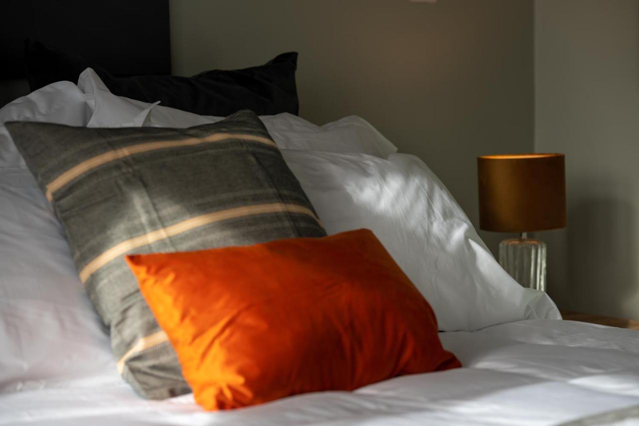 Entire Home In Streatham With Lovely Views & Ultra Fast Wi-Fi Norbury  Buitenkant foto